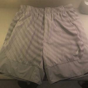 Nike training shorts size large
